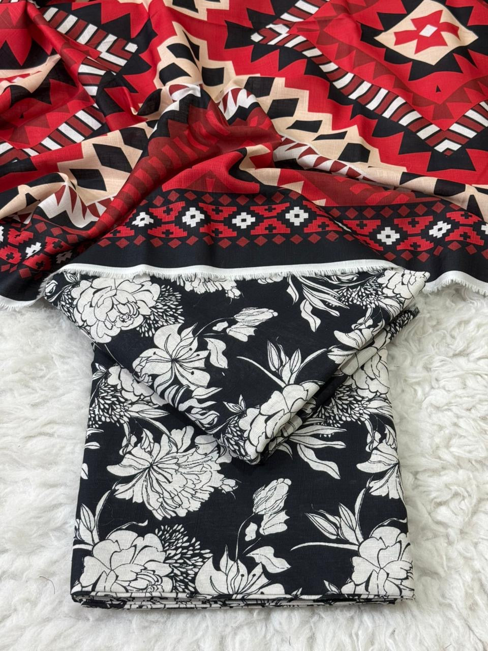 Bin Saeed Printed Khaddar 3-Piece Suit – Winter Collection (unstitched)